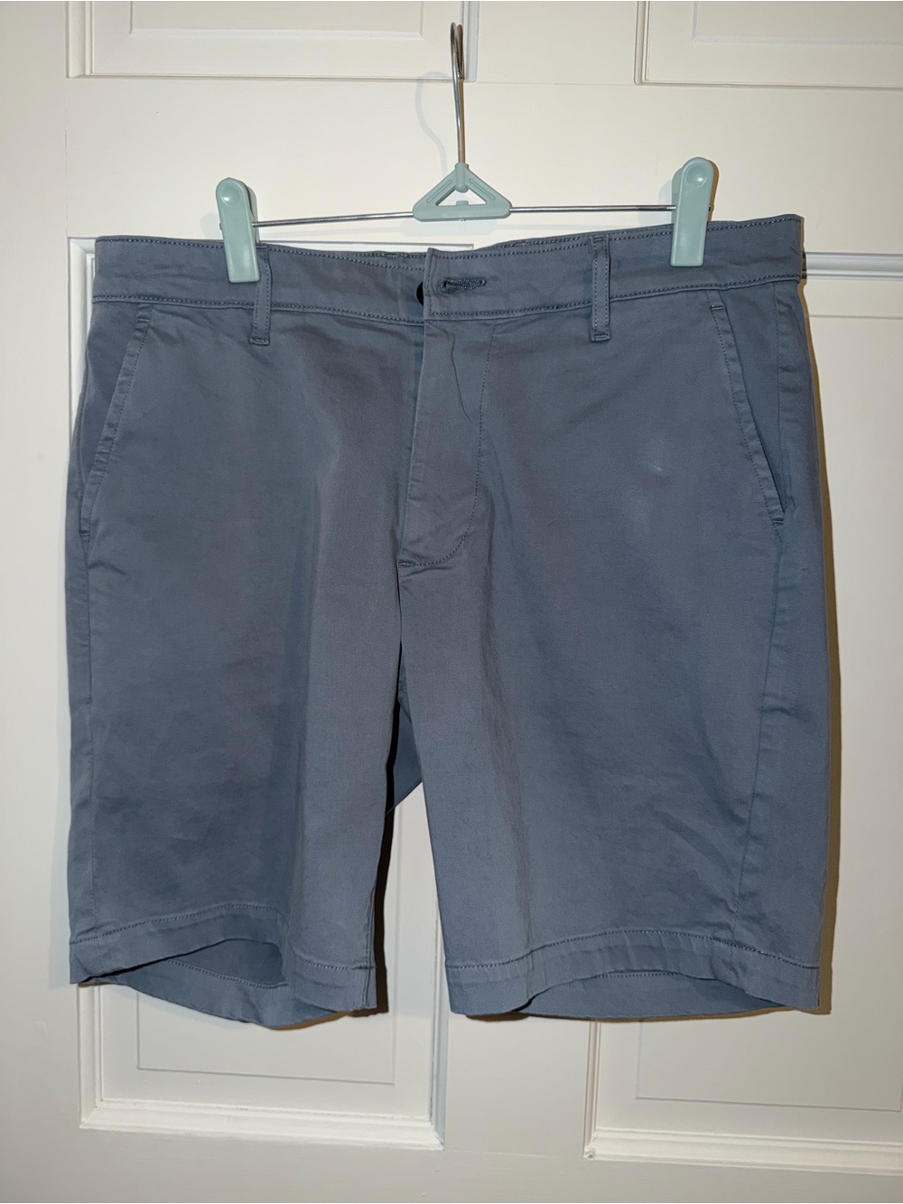 Ag Adriano Goldschmied Slate Blue Men's Flat Front Shorts